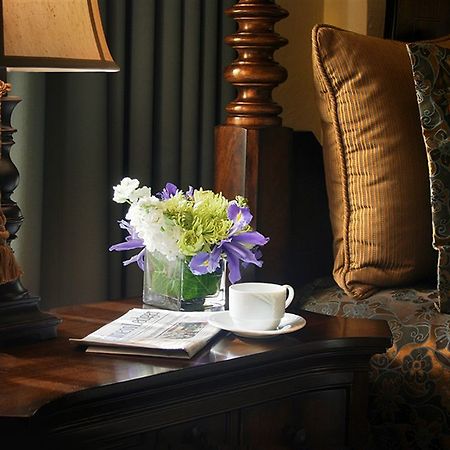 Hotel Baker Saint Charles Kültér fotó